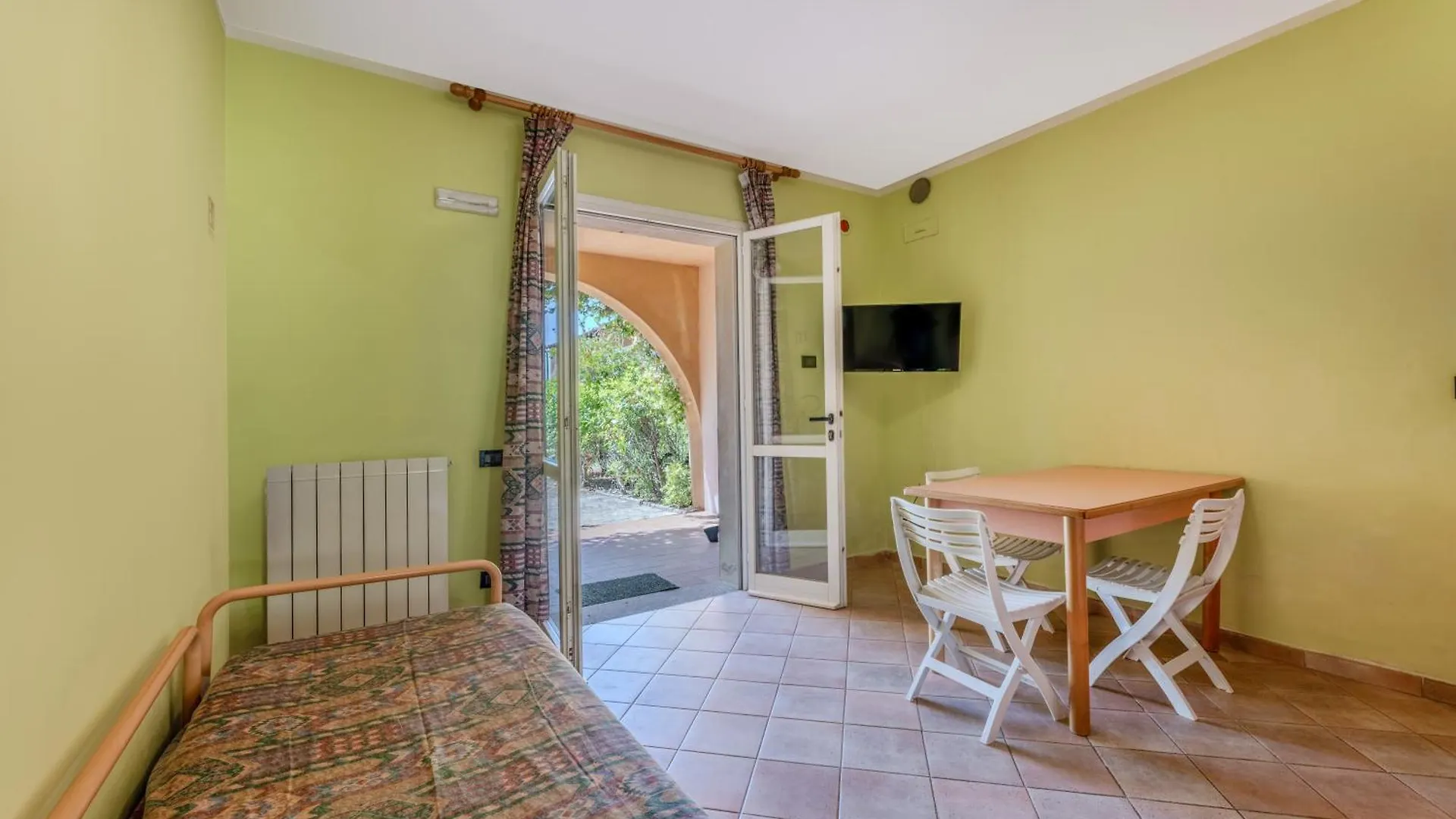 Relais Nisportino Borgo Alloro Casa Castagno