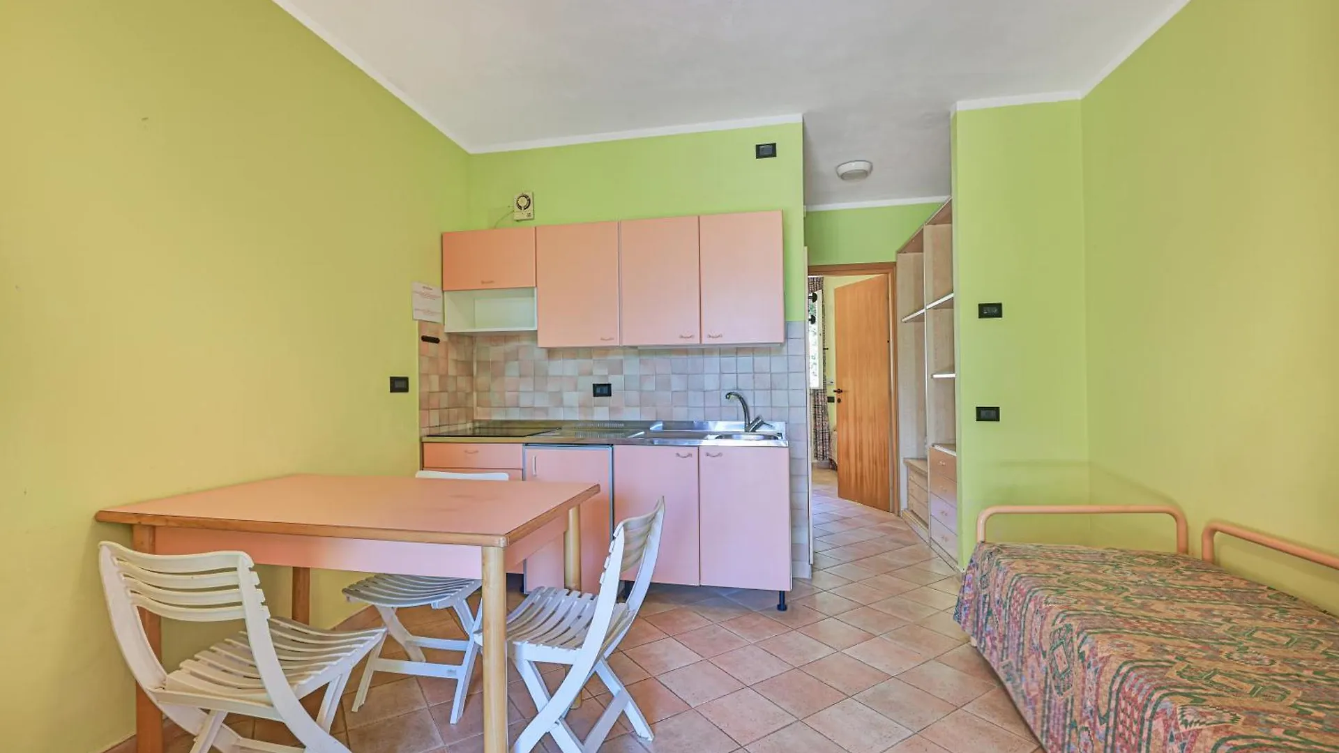 Apartment Relais Nisportino Borgo Alloro Casa Castagno